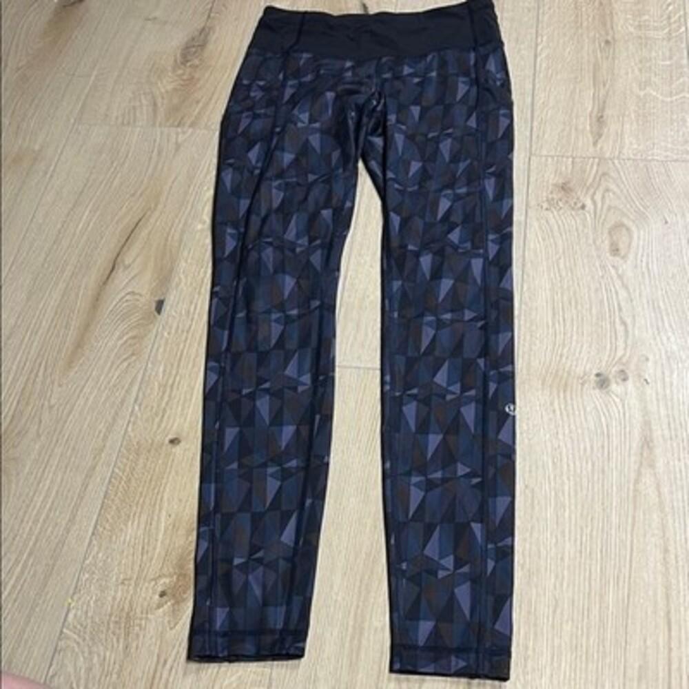 Lululemon Athletica Black and Blue Geometric Leggings